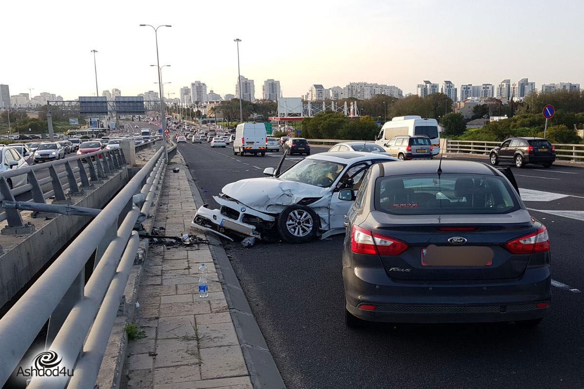 תאונה קשה בכניסה הדרומית לאשדוד