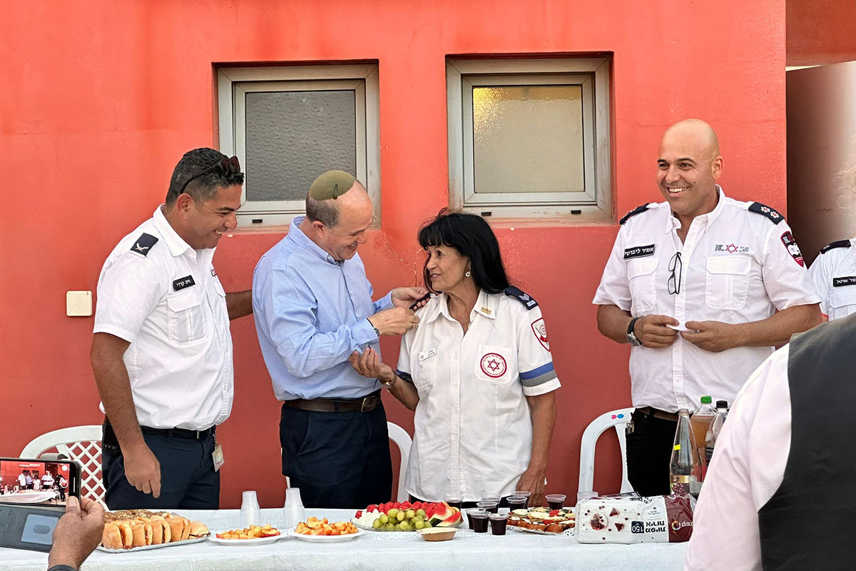 לסרי לעובדי ומתנדבי מד"א: "אתם אשדוד במלוא תפארתה"